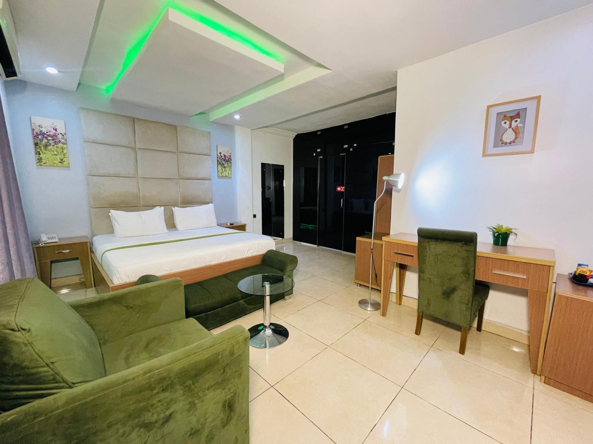 The Tranquil Mews Hotel Abuja Exterior foto
